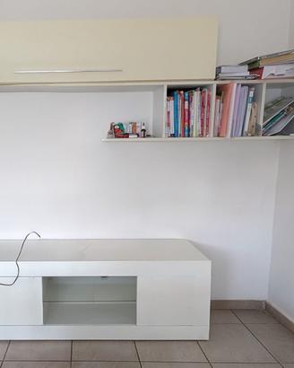 Mobili tv 90€