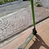 Monopattino elettrico per ragazzi e bambini