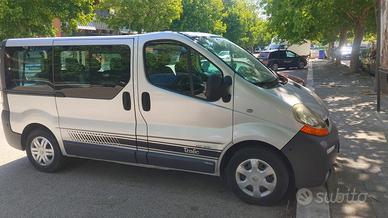 RENAULT TRAFIC  19.CC  DCI 100