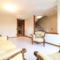 VILLA A SCHIERA A LA SPEZIA