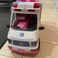 AMBULANZA BARBIE USATA POCHISSIMO