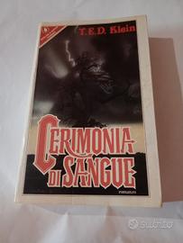 903 Romanzo T.E.D. KLEIN  Cerimonia di sangue 