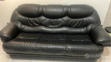 Divano 3 sedute pelle nera + 2 poltrone pelle nera