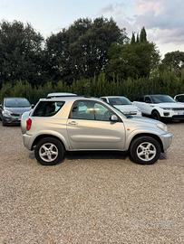 Toyota RAV 4 RAV4 2.0 16V MAI FATTO FUORISTRADA !!