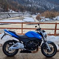 Suzuki gsr 600