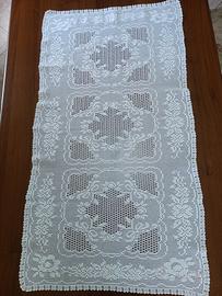 Centro tavolo a uncinetto