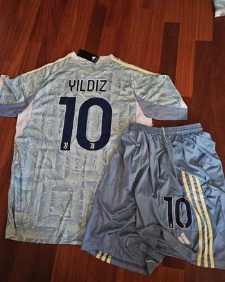 Kit juve Yildiz Taglia L