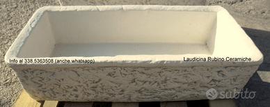 Lavello in pietra ricostruita