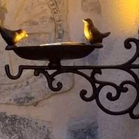 Mangiatoia da parete per uccellini con gancio