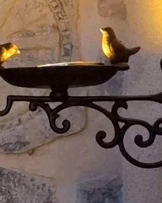 Mangiatoia da parete per uccellini con gancio