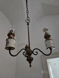Lampadario classico in ottone