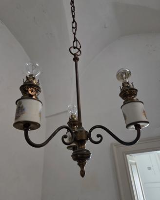 Lampadario classico in ottone