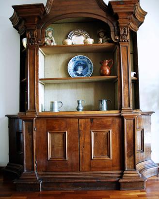 Credenza con Alzata 