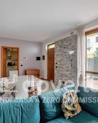 Appartamento di 115 m² con 3 locali a Solza