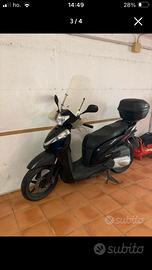 Scooter sh 300
