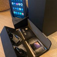 MOTOROLA RAZR 5g