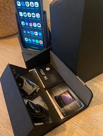 MOTOROLA RAZR 5g