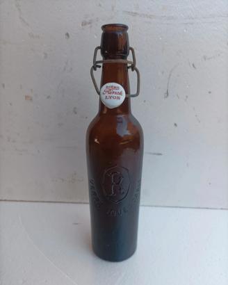 vecchia bottiglia di birra 