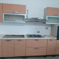  cucina in buone condizioni 