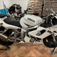 Yamaha r6