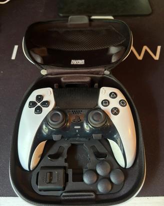 Controller PS5 Edge completo di tutto
