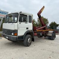 Iveco 145.17 impianto scarrabile