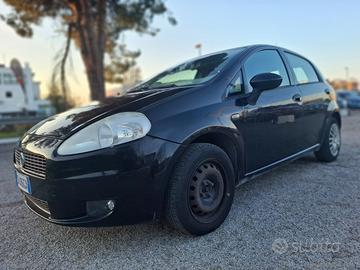 FIAT Grande Punto 1.4 GPL 5p. Dynamic