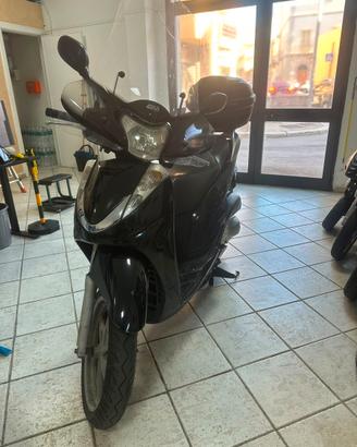 Scooter LEGGERE DESCRIZIONE