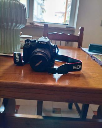 Canon EOS 1200D + Obiettivo 18-55mm
