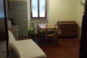 Monolocale mobiliato in buono stato spese comprese