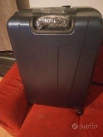 set    3 valigie. rigide come a foto 