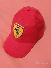 Cappello Ferrari originale