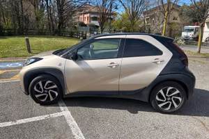 TOYOTA AYGO X