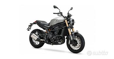 Benelli Leoncino 800