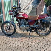 Suzuki TU 250 Super Classic