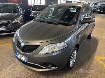 Lancia Ypsilon 0.9 TwinAir 85 CV Metano Ecochic Pl