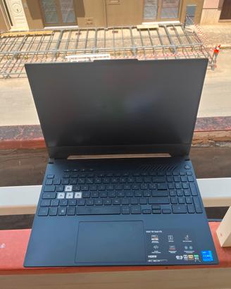 Asus Tuf F - 15 FX517ZM
