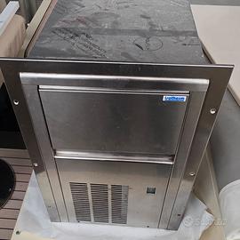 Fabbrcatore di ghiaccio