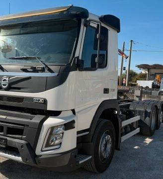 Volvo FMX 330 6x2 Euro 6