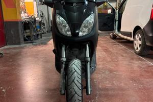Yamaha X-Max