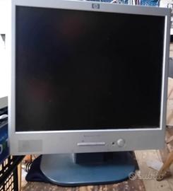 computer accessoriato di tutto