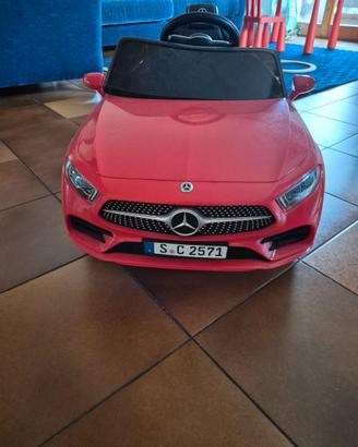 Auto elettrica per bambini Mercedes – come nuova