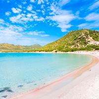 Trilocale al piano terra per 4 vicino Villasimius