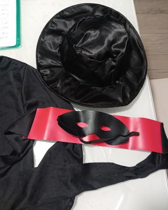 costume zorro  5-7 ANNI  