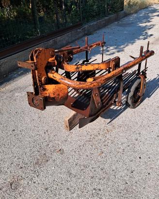 Scavapatate per tattore 18cv