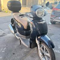 Aprilia scarabeo 200