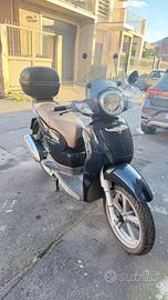 Aprilia scarabeo 200