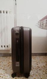 Valigia connessa Delsey Pluggage 65 cm