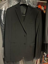 Abito nero uomo con gilet