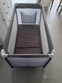 Lettino e seggiolino per bimbo